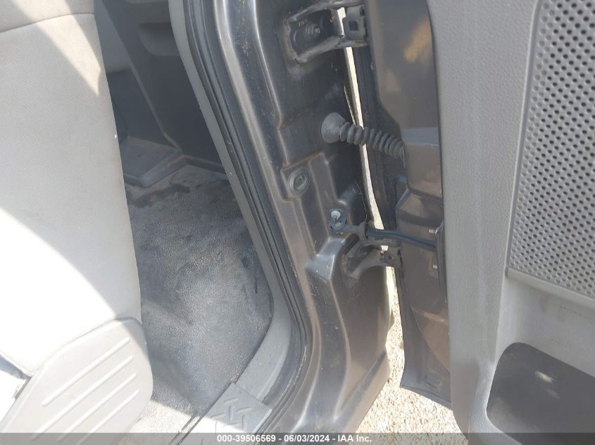 2006 Ford F-150 Stx/Xl/Xlt VIN: 1FTRF12236KB12573 Lot: 39506569