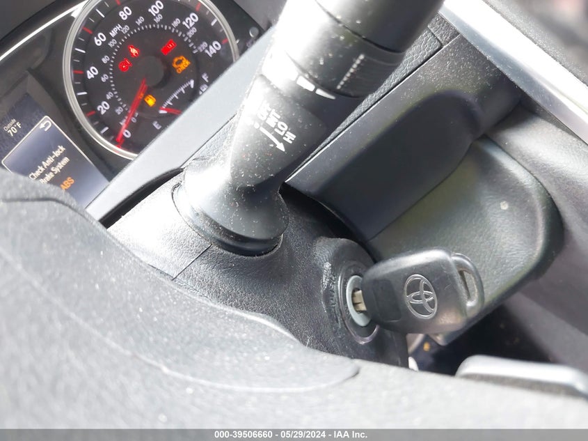 2015 Toyota Camry Se VIN: 4T1BF1FK6FU018845 Lot: 39506660