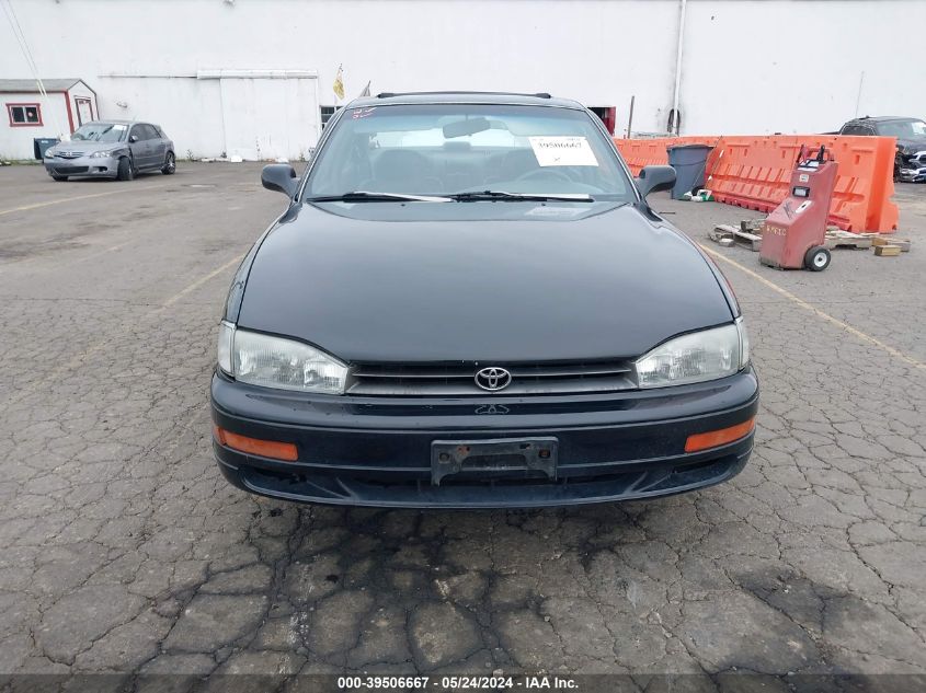 1993 Toyota Camry Xle VIN: 4T1VK13E0PU098250 Lot: 39506667