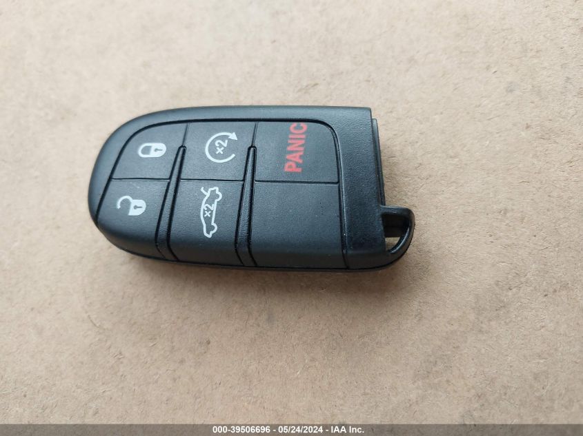 2015 Chrysler 200 C VIN: 1C3CCCEG4FN553696 Lot: 39506696