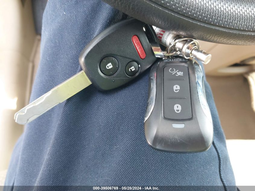 2007 Honda Cr-V Lx VIN: JHLRE38387C059012 Lot: 39506769