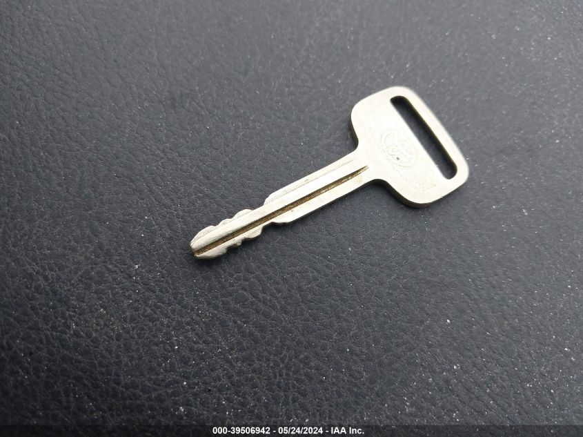 2007 Toyota Yaris VIN: JTDBT923771001680 Lot: 39506942