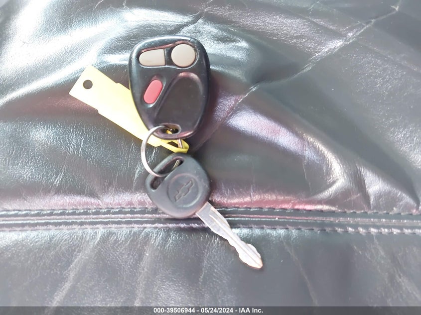 2000 Chevrolet Silverado 1500 Lt VIN: 2GCEK19T2Y1257938 Lot: 39506944