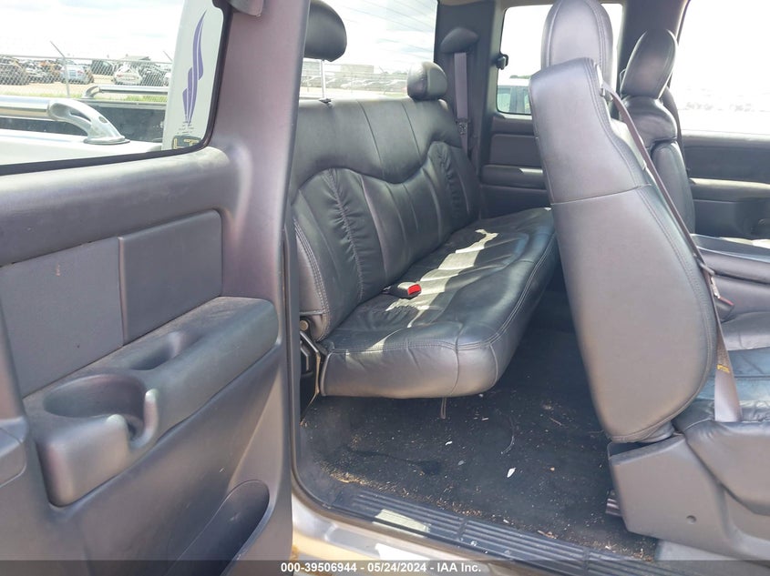 2000 Chevrolet Silverado 1500 Lt VIN: 2GCEK19T2Y1257938 Lot: 39506944