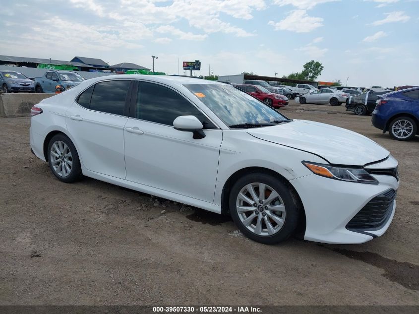 2019 Toyota Camry Le VIN: 4T1B11HKXKU846533 Lot: 39507330