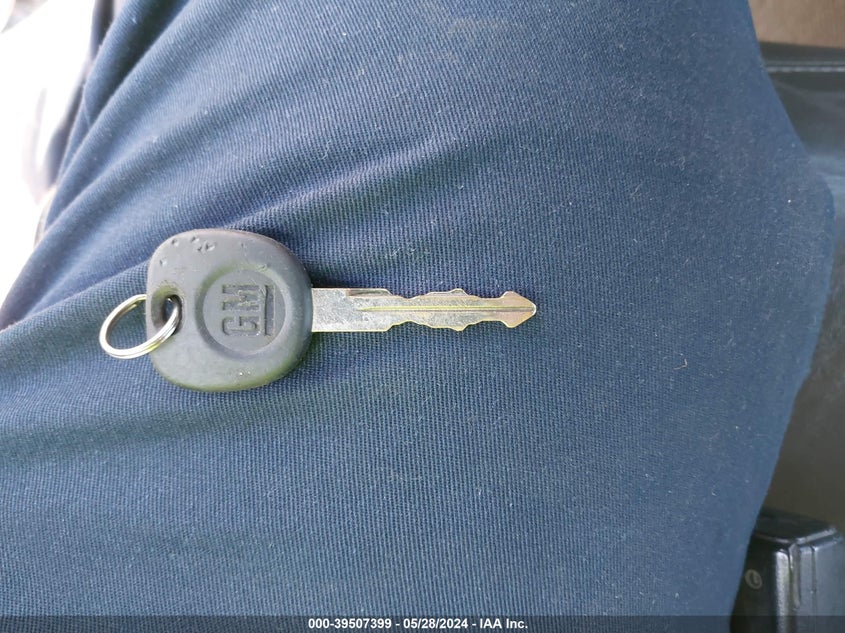 2001 Chevrolet Silverado 1500 Ls VIN: 1GCEK19T31E283761 Lot: 39507399