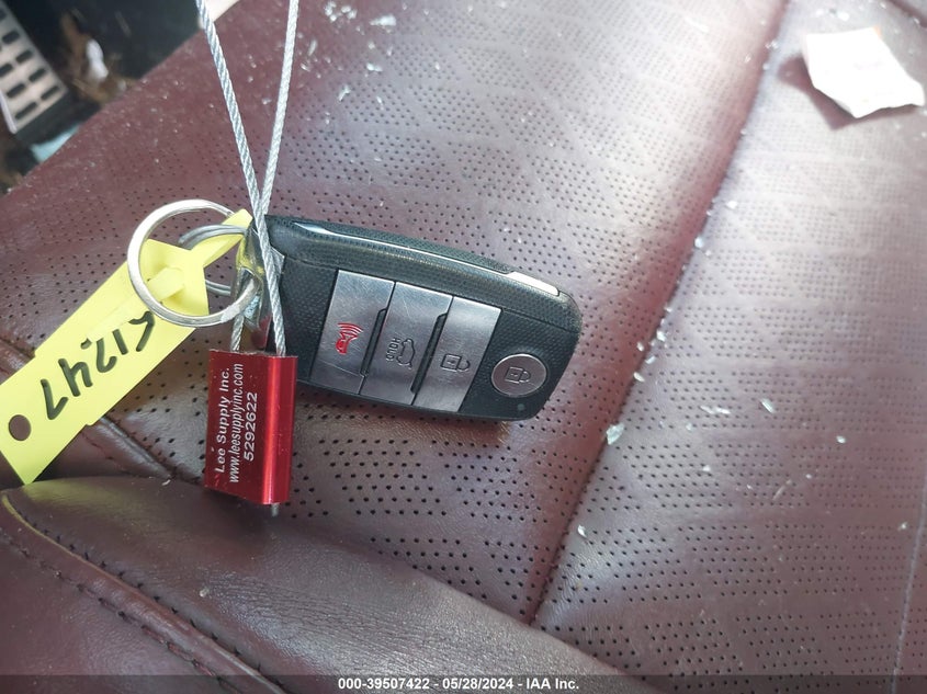 2016 Kia Sorento 2.0T Sxl VIN: 5XYPKDA14GG038584 Lot: 39507422