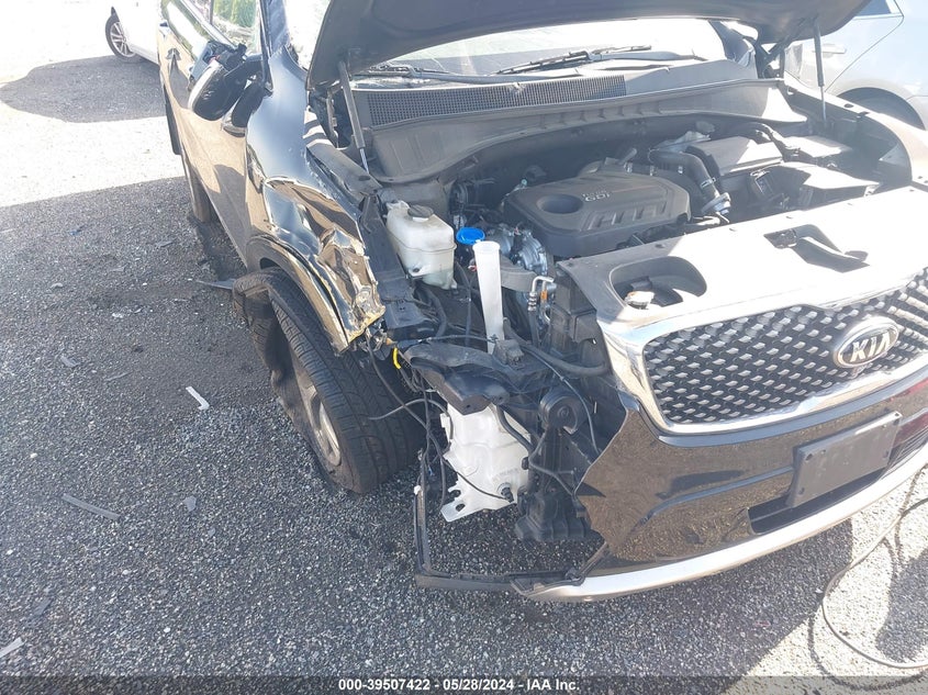 2016 Kia Sorento 2.0T Sxl VIN: 5XYPKDA14GG038584 Lot: 39507422