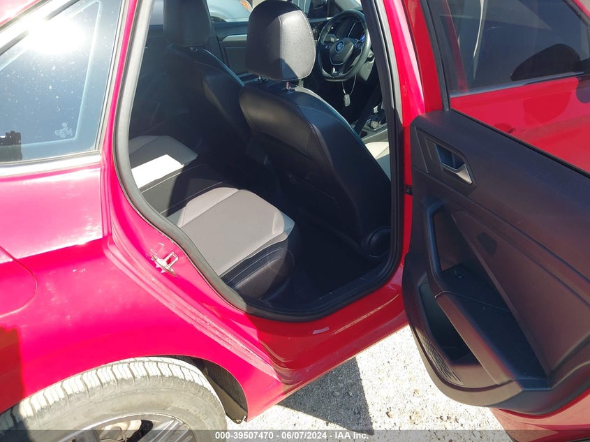 2019 Volkswagen Jetta 1.4T R-Line/1.4T S/1.4T Se VIN: 3VWC57BU1KM072006 Lot: 39507470