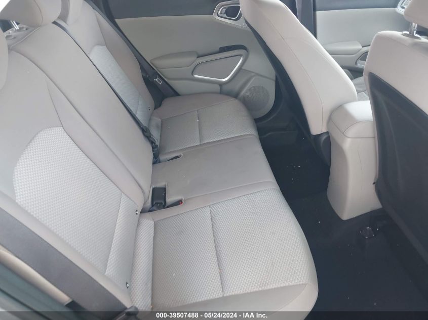 2022 Kia Soul Lx VIN: KNDJ23AU0N7816870 Lot: 39507488