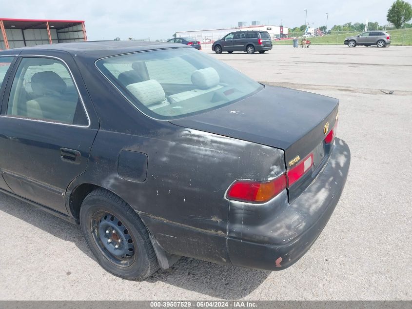 4T1BG22K0VU824204 1997 Toyota Camry Le