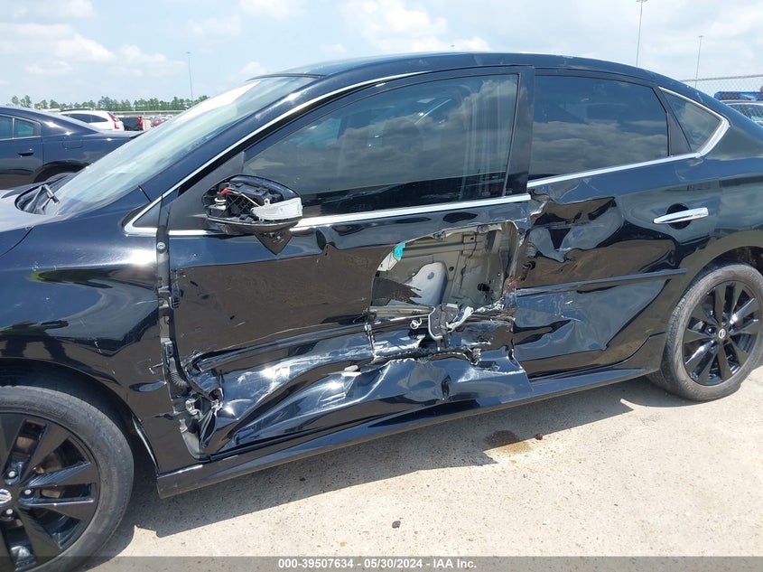 2017 Nissan Sentra Sr VIN: 3N1AB7AP3HY345028 Lot: 39507634