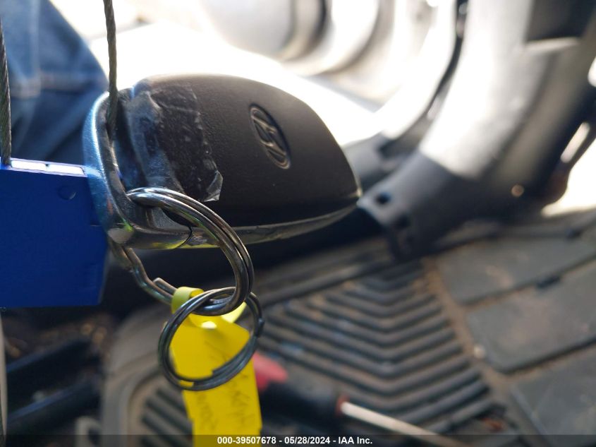 2016 Hyundai Sonata Hybrid Se VIN: KMHE24L14GA027553 Lot: 39507678