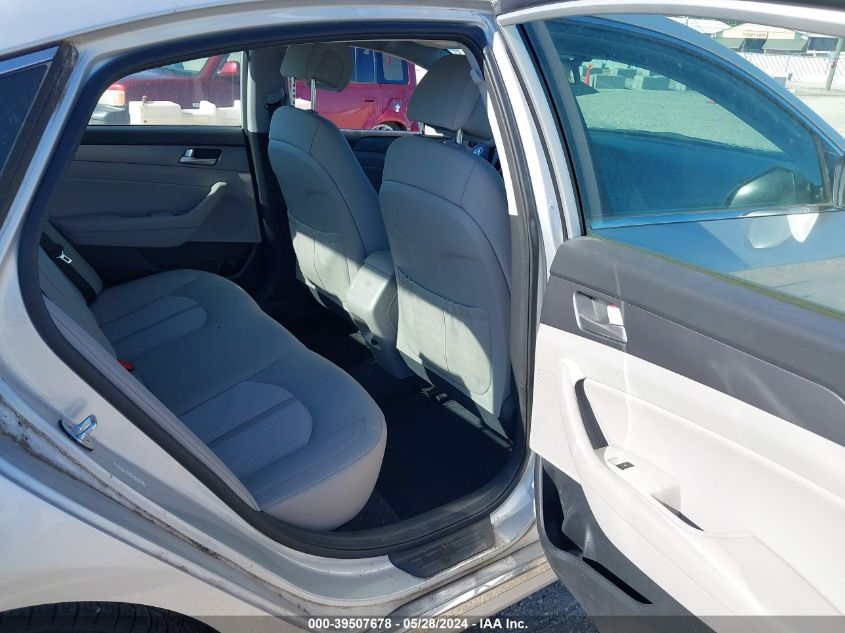 2016 Hyundai Sonata Hybrid Se VIN: KMHE24L14GA027553 Lot: 39507678