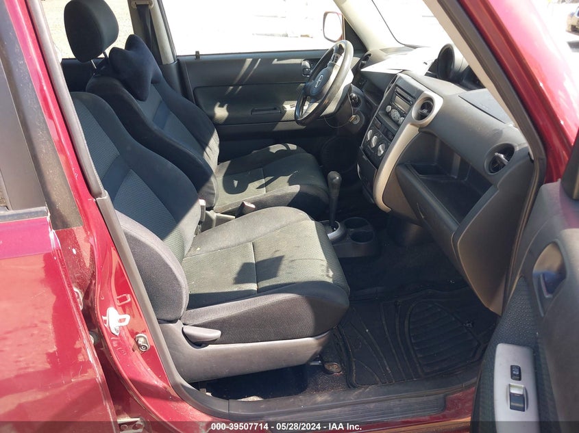 2006 Scion Xb VIN: JTLKT324064127368 Lot: 39507714