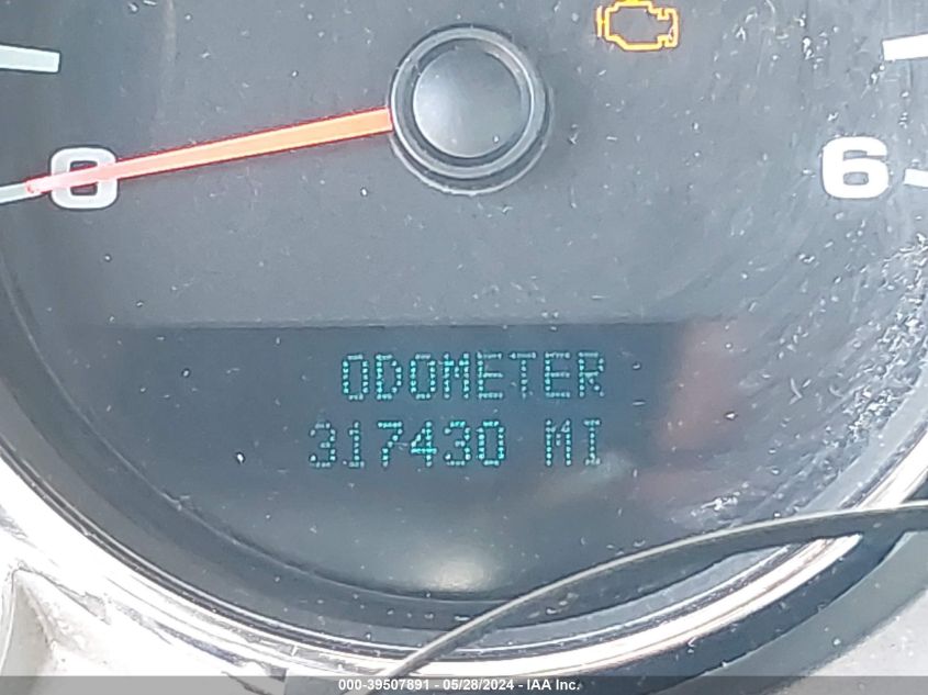 2008 Chevrolet Silverado 2500Hd Work Truck VIN: 1GCHC24KX8E122834 Lot: 39507891