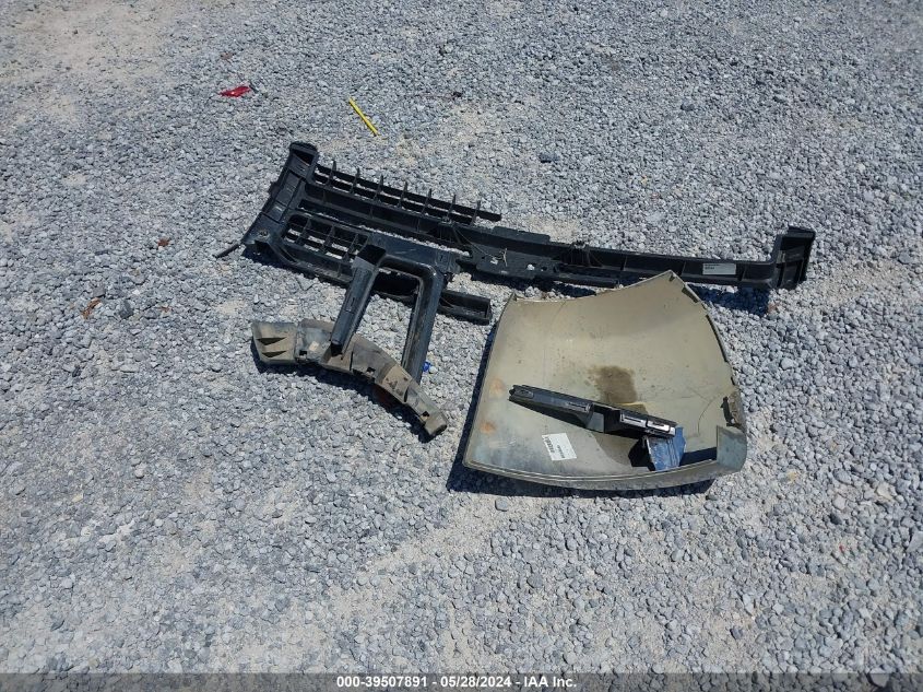 2008 Chevrolet Silverado 2500Hd Work Truck VIN: 1GCHC24KX8E122834 Lot: 39507891