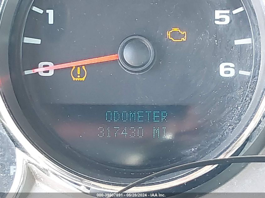 2008 Chevrolet Silverado 2500Hd Work Truck VIN: 1GCHC24KX8E122834 Lot: 39507891