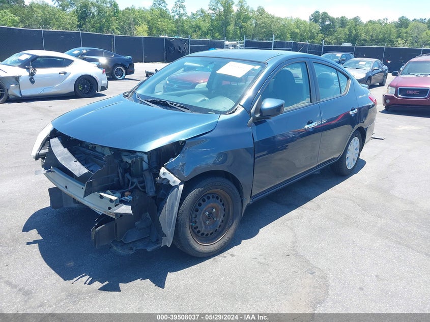 2015 Nissan Versa 1.6 S/1.6 S+/1.6 Sl/1.6 Sv VIN: 3N1CN7AP7FL814115 Lot: 39508037