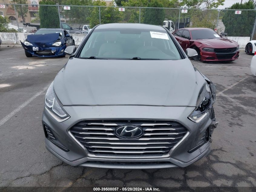 2018 Hyundai Sonata Hybrid Se VIN: KMHE24L37JA085715 Lot: 39508057