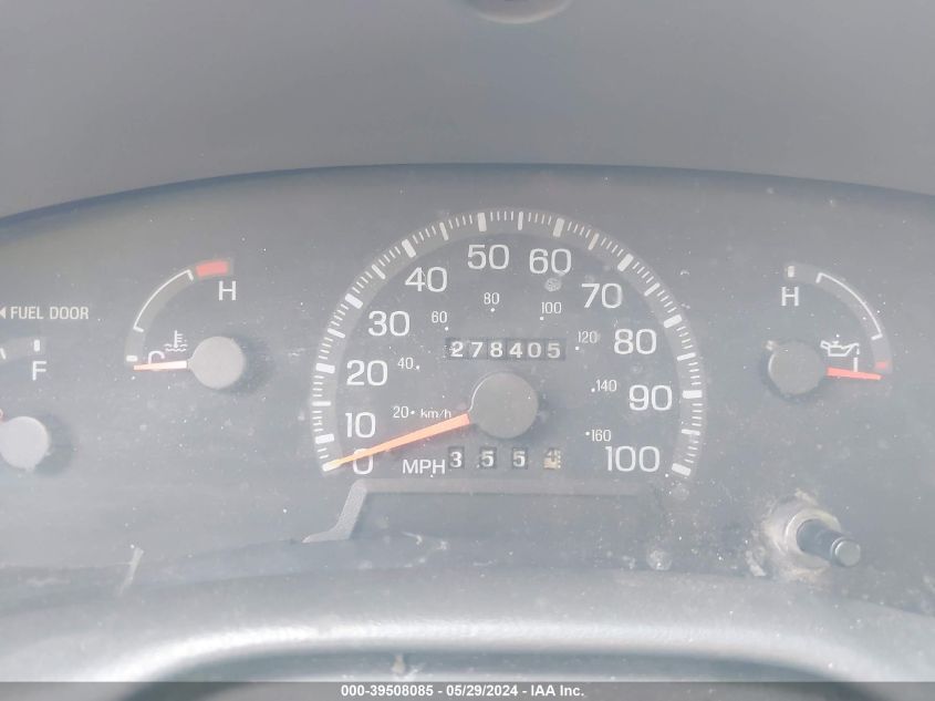 1998 Ford F-150 Standard/Xl/Xlt VIN: 1FTZX1721WKB40264 Lot: 39508085