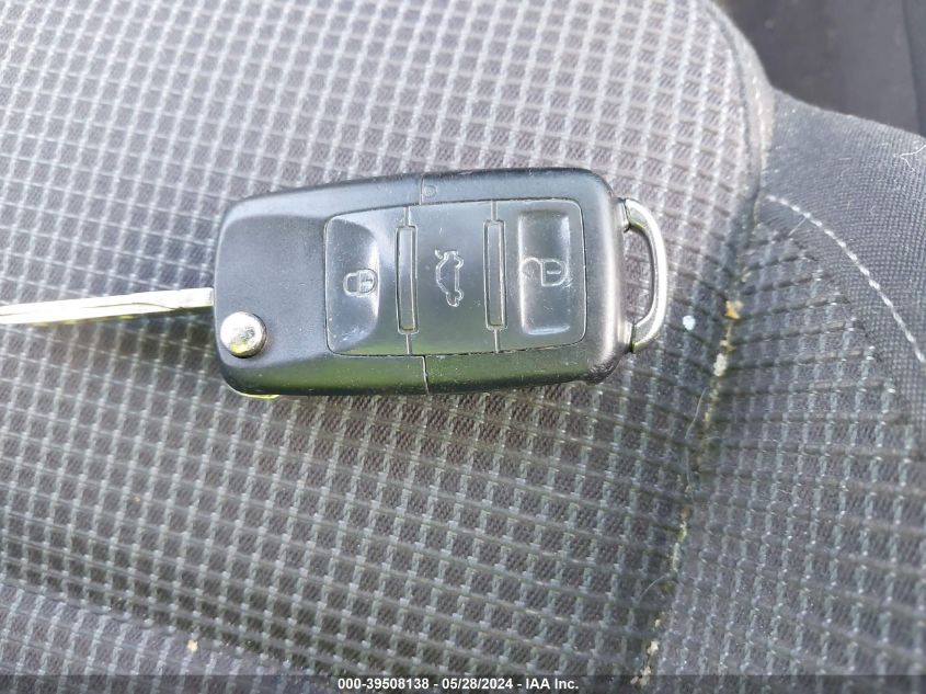 2010 Volkswagen Golf VIN: WVWDB7AJ6AW102333 Lot: 39508138