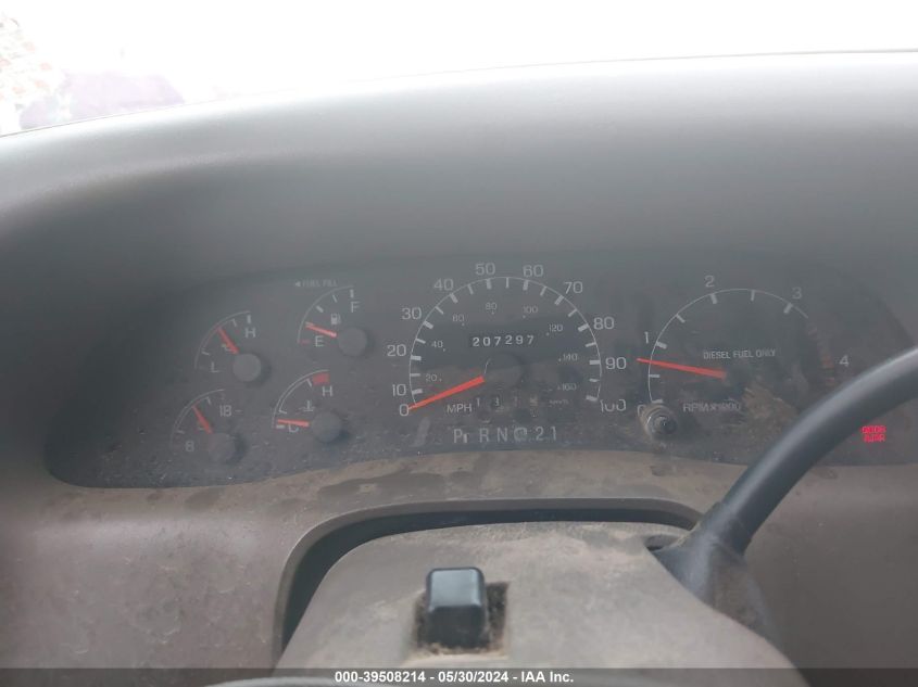 2000 Ford F-250 Lariat/Xl/Xlt VIN: 1FTNX21FXYEA75951 Lot: 39508214