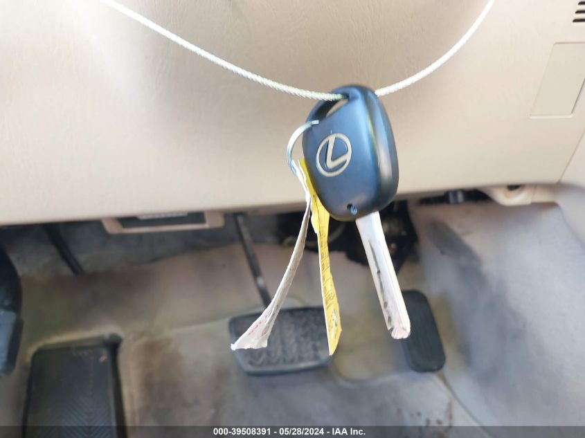 2005 Lexus Es 330 VIN: JTHBA30G355139049 Lot: 39508391