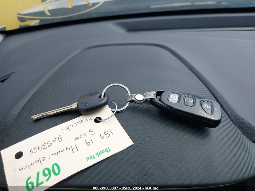 2019 Hyundai Elantra Sel VIN: 5NPD84LF7KH474499 Lot: 39508397