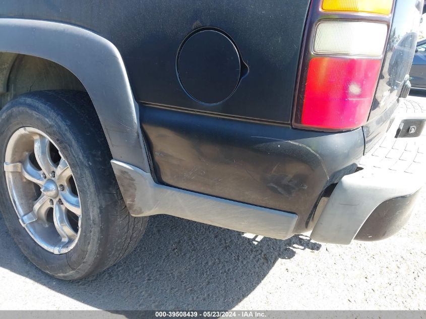 2004 Chevrolet Suburban 1500 Z71 VIN: 3GNFK16T64G306687 Lot: 39508439