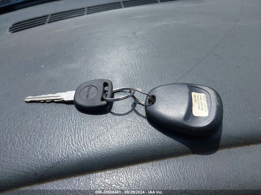 2002 Chevrolet Avalanche 1500 VIN: 3GNEK13T22G157160 Lot: 39508441