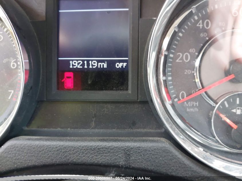 2011 Chrysler Town & Country Touring VIN: 2A4RR5DG6BR733464 Lot: 39508507