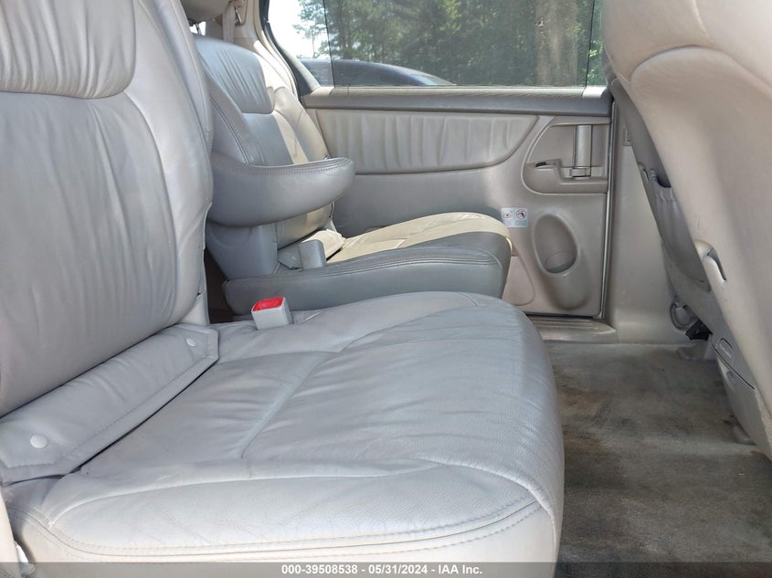 2010 Toyota Sienna Xle VIN: 5TDYK4CC1AS338029 Lot: 39508538