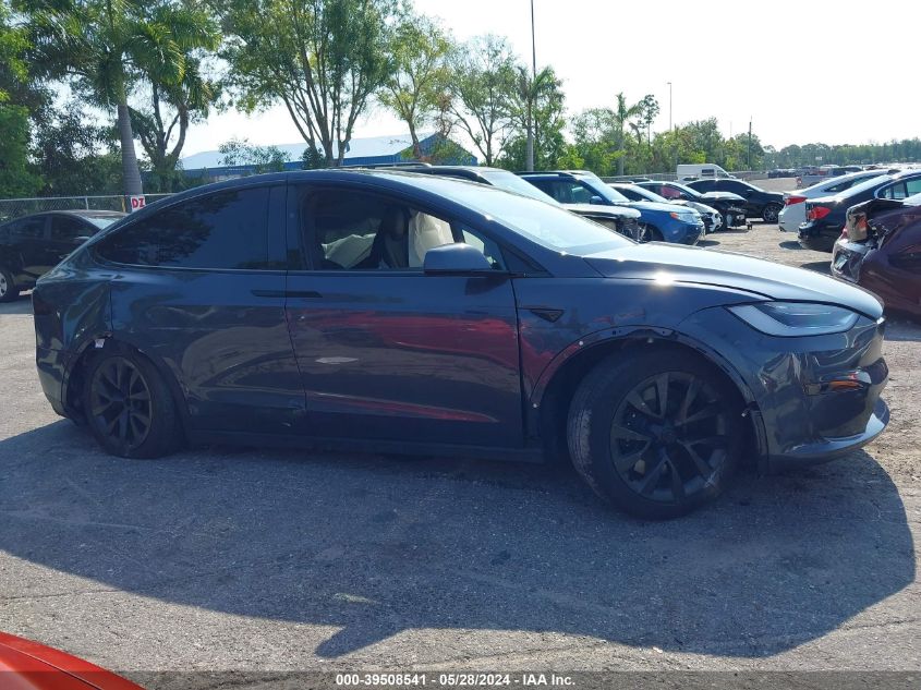 2023 Tesla Model X Dual Motor All-Wheel Drive/Standard Range VIN: 7SAXCDE5XPF370808 Lot: 39508541