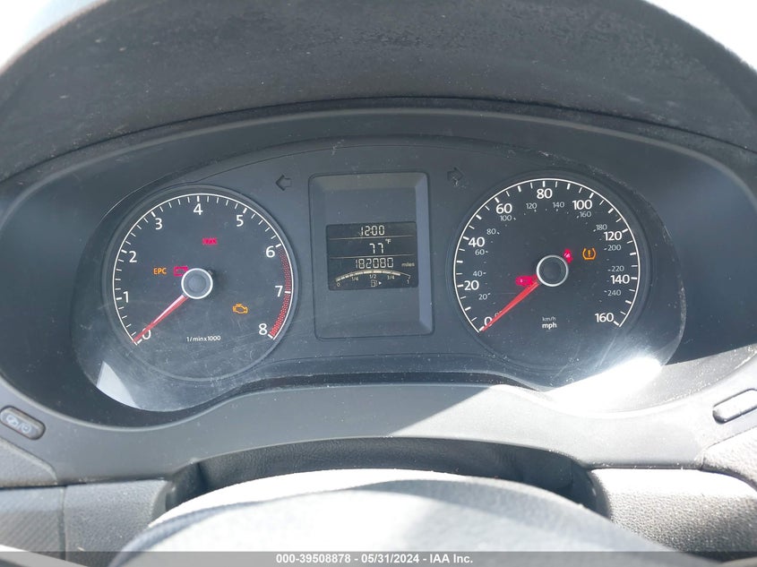 2012 Volkswagen Jetta 2.0L S VIN: 3VW1K7AJ1CM381967 Lot: 39508878