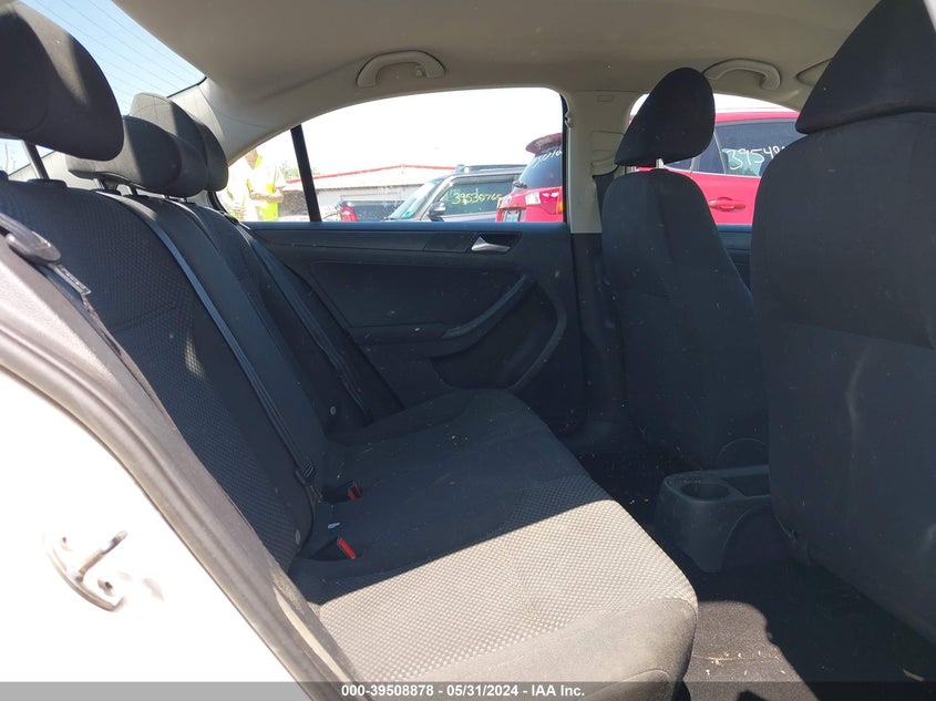 2012 Volkswagen Jetta 2.0L S VIN: 3VW1K7AJ1CM381967 Lot: 39508878