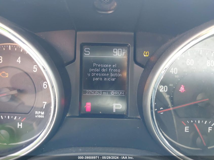 2011 Jeep Grand Cherokee Laredo VIN: 1J4RR4GG8BC608884 Lot: 39508971