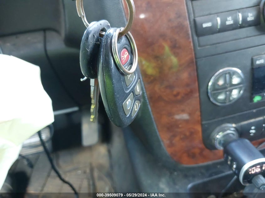 2007 Chevrolet Tahoe Lt VIN: 1GNFC13J67J378332 Lot: 39509079