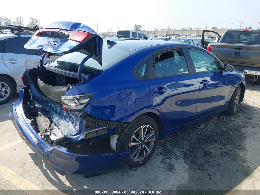 VIN 3KPF24ADXPE628162 2023 KIA FORTE LXS