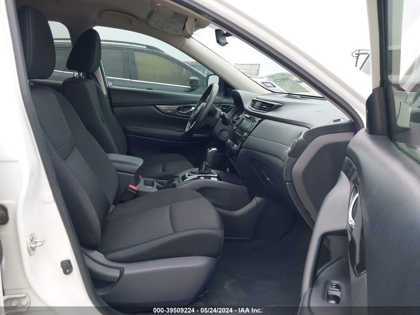 2019 NISSAN ROGUE SV - KNMAT2MT4KP559301