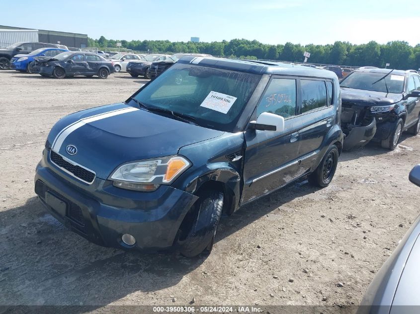 2010 Kia Soul + VIN: KNDJT2A2XA7071013 Lot: 39509306