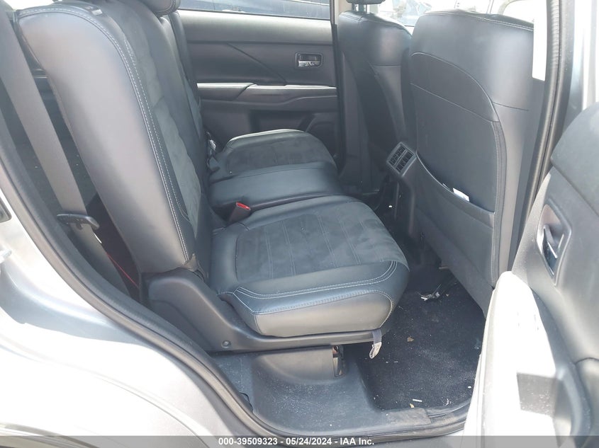 2019 MITSUBISHI OUTLANDER LE/SE/SEL - JA4AD3A30KZ042566