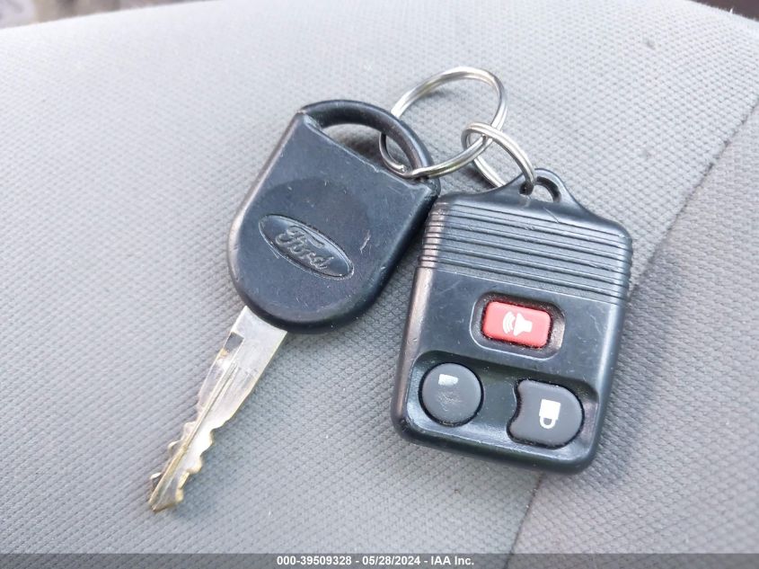 2006 Ford Escape Xlt/Xlt Sport VIN: 1FMYU03106KA11973 Lot: 39509328