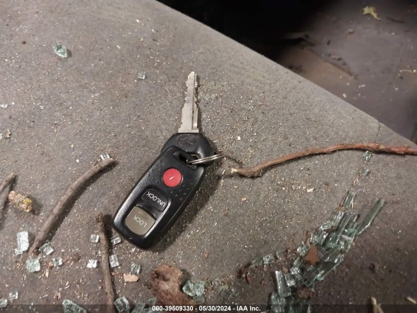 2003 Mazda Mpv Es/Lx/Lx-Sv VIN: JM3LW28A330377759 Lot: 39509330