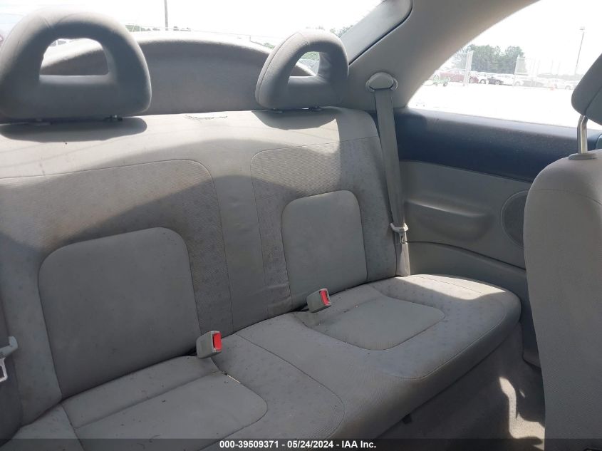 2000 Volkswagen New Beetle Gls VIN: 3VWCA21CXYM426654 Lot: 39509371