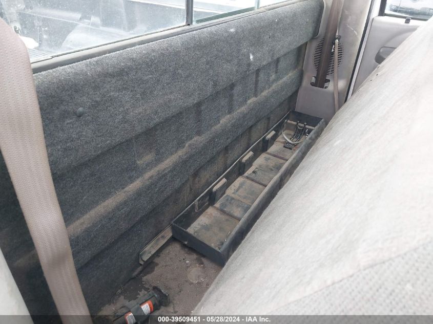 2001 Ford F-250 Xl/Xlt VIN: 1FTNF20LX1EA93060 Lot: 39509451