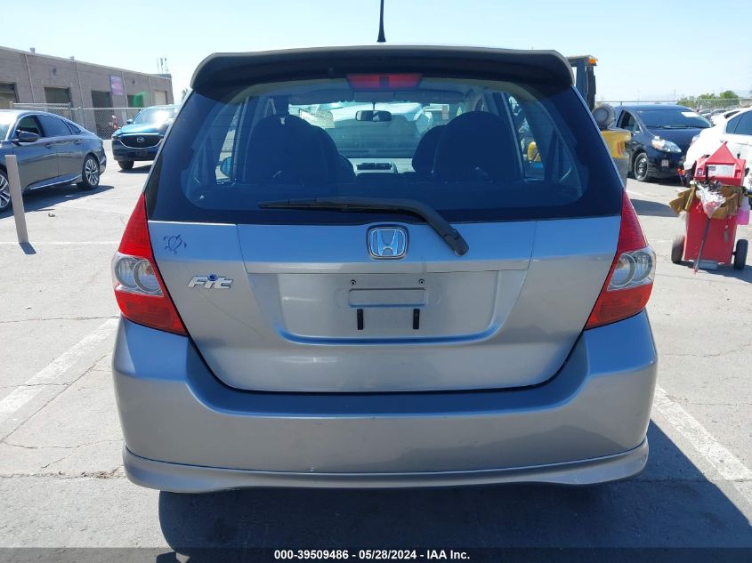 2008 Honda Fit Sport VIN: JHMGD38638S019850 Lot: 39509486