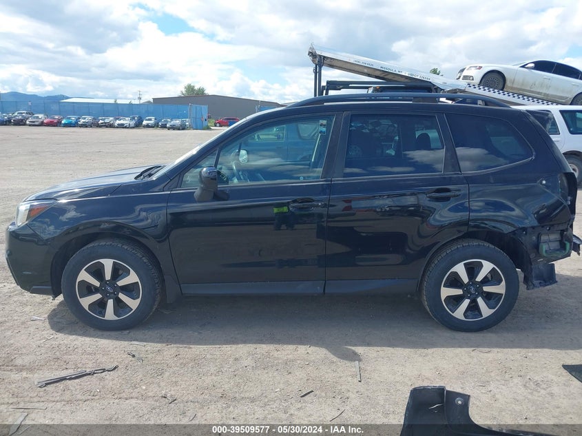 2018 Subaru Forester 2.5I Premium VIN: JF2SJAEC1JH454356 Lot: 39509577