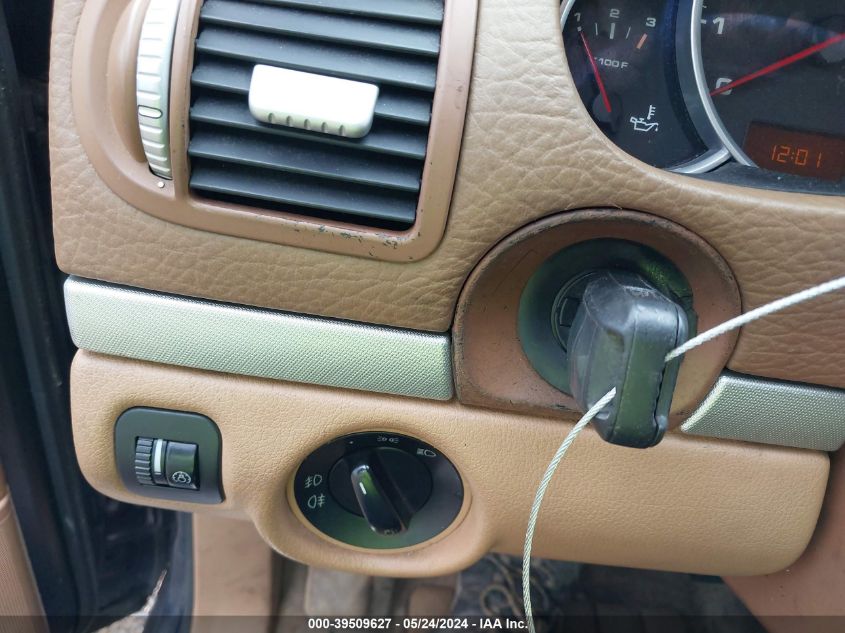 2004 Porsche Cayenne S VIN: WP1AB29P64LA61463 Lot: 39509627