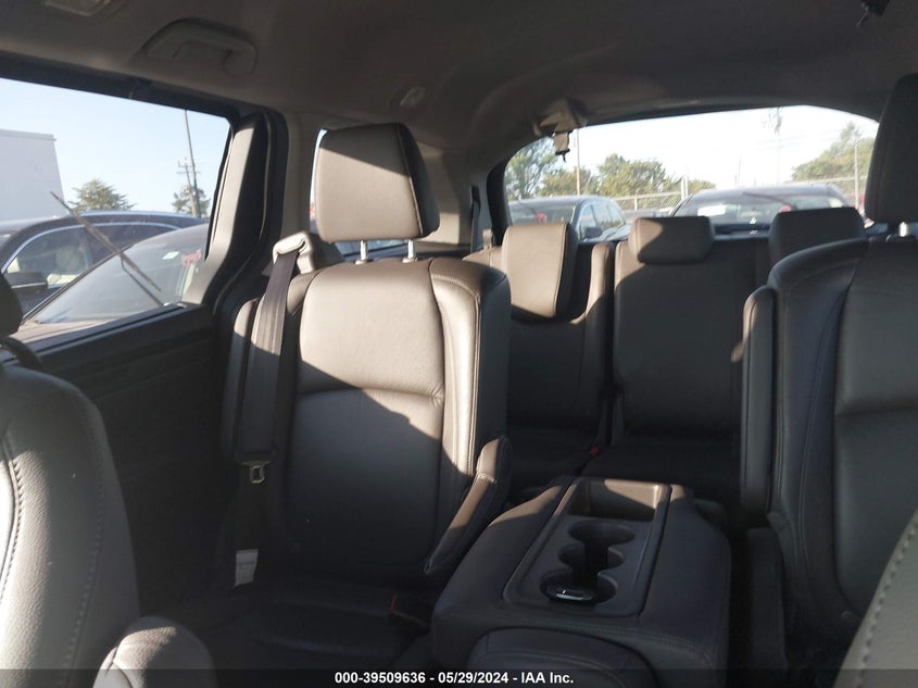 2018 Honda Odyssey Ex-L VIN: 5FNRL6H75JB068557 Lot: 39509636